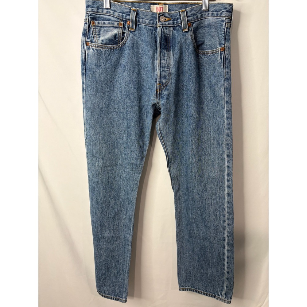 Levis 501 Original Straight Leg Jeans Mens 34x30 Med Wash Blue Denim Button Fly